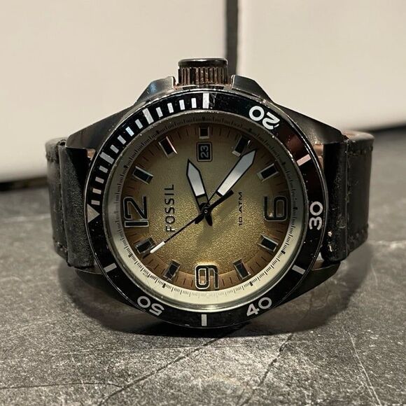 Fossil 42mm Mens Watch Vintage Style Dial and Thick Leather Band - New Battery - Picture 1 of 6